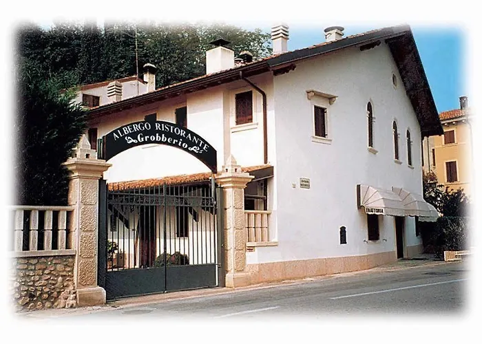 Ξενοδοχείο Grobberio 2*