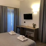 Hotel Grobberio 2*