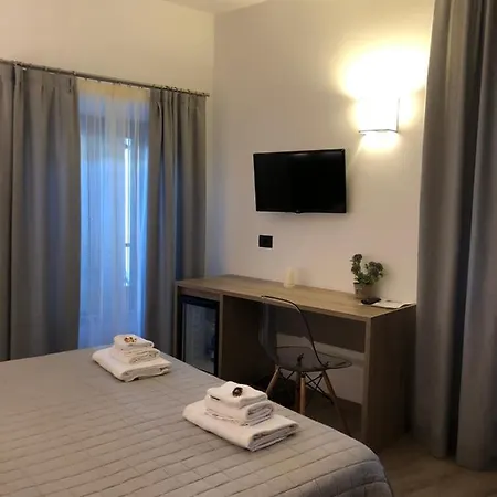 Otel Grobberio 2*