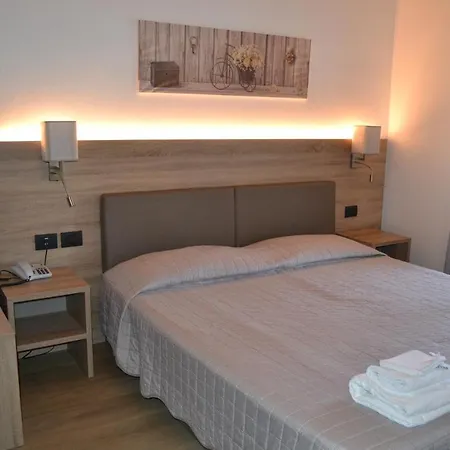 Hotel Grobberio 2*