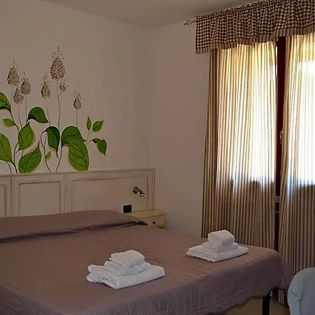 Grobberio Hotel 2*