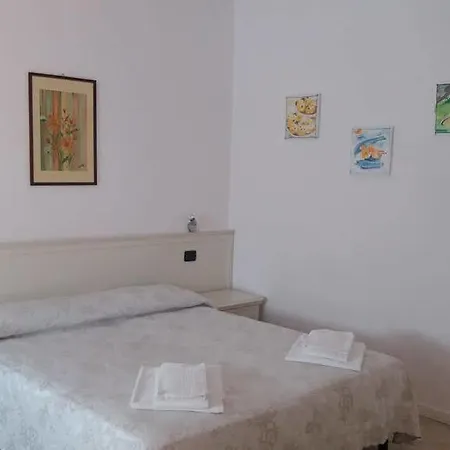 Otel Grobberio 2*