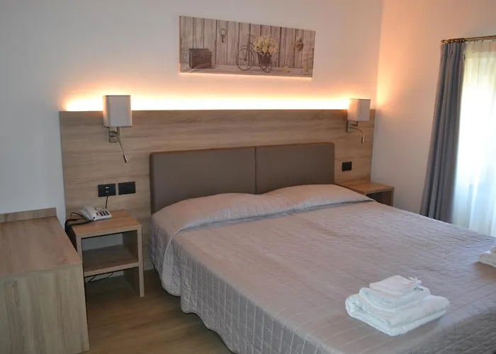 Hotel Grobberio 2*